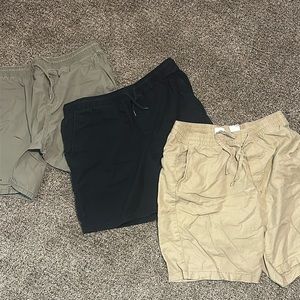 H&M men’s shorts bundle 3 colors